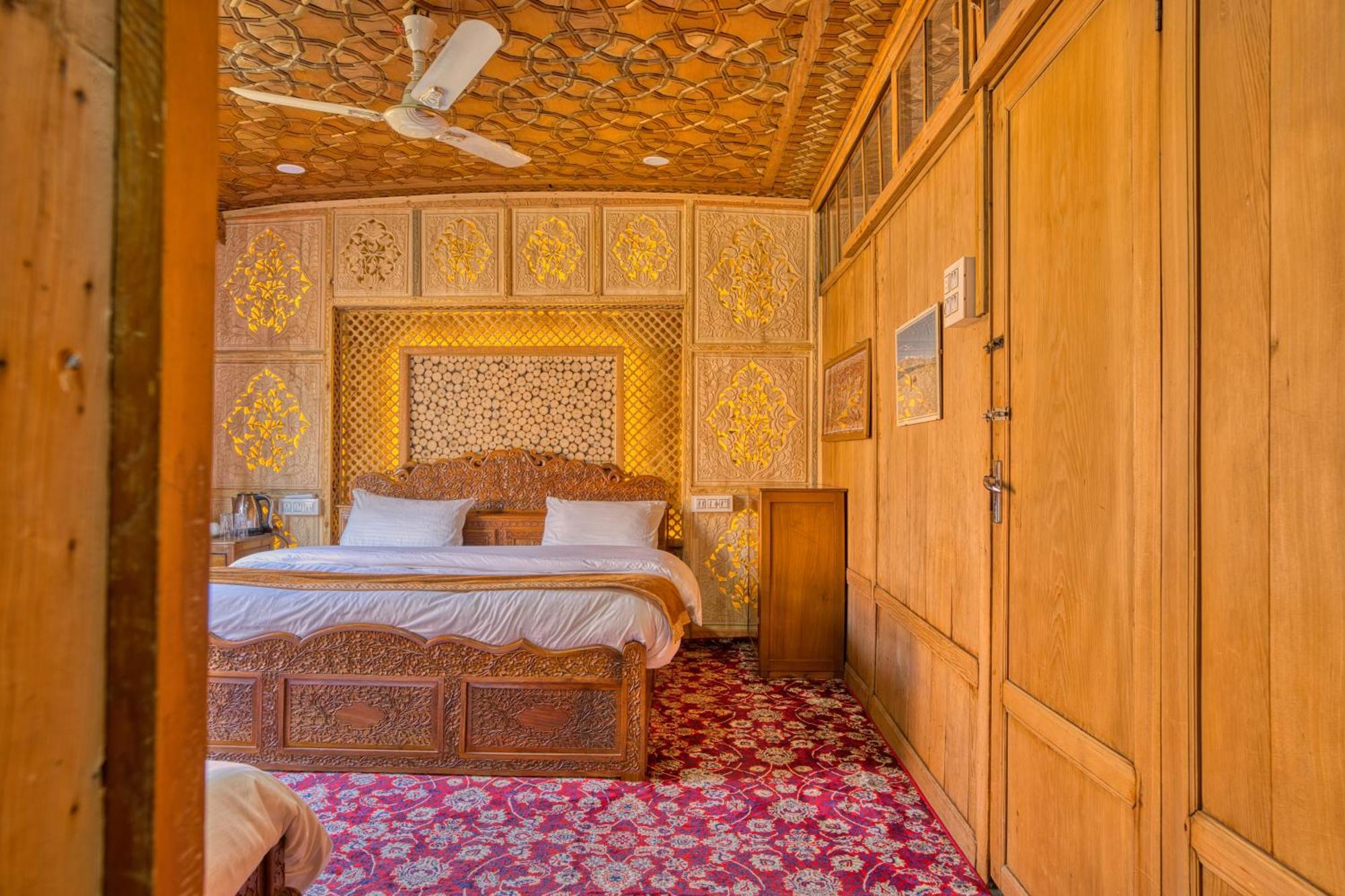 Best View Group Of Houseboats Srinagar  Exterior photo