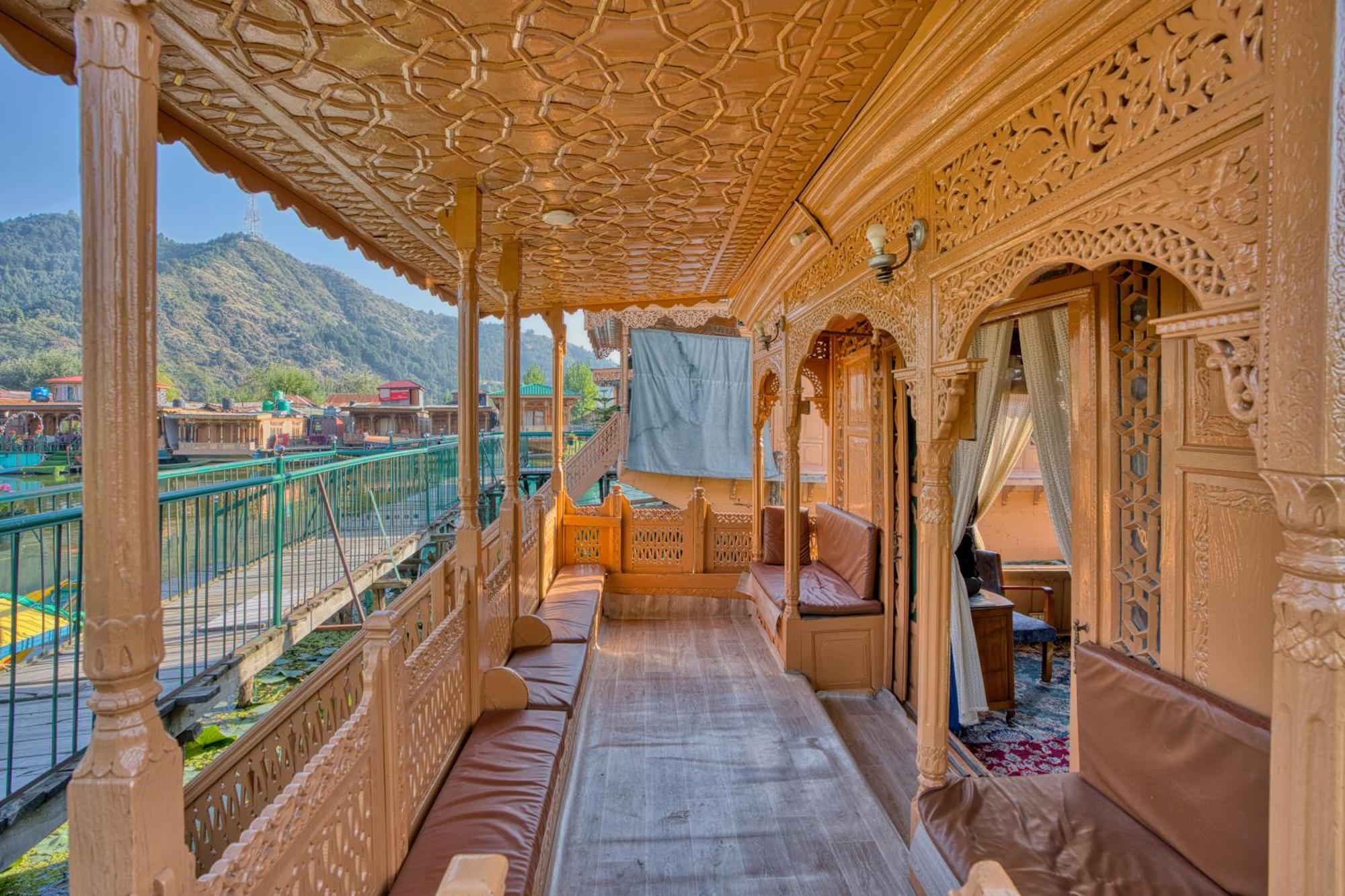 Best View Group Of Houseboats Srinagar  Exterior photo