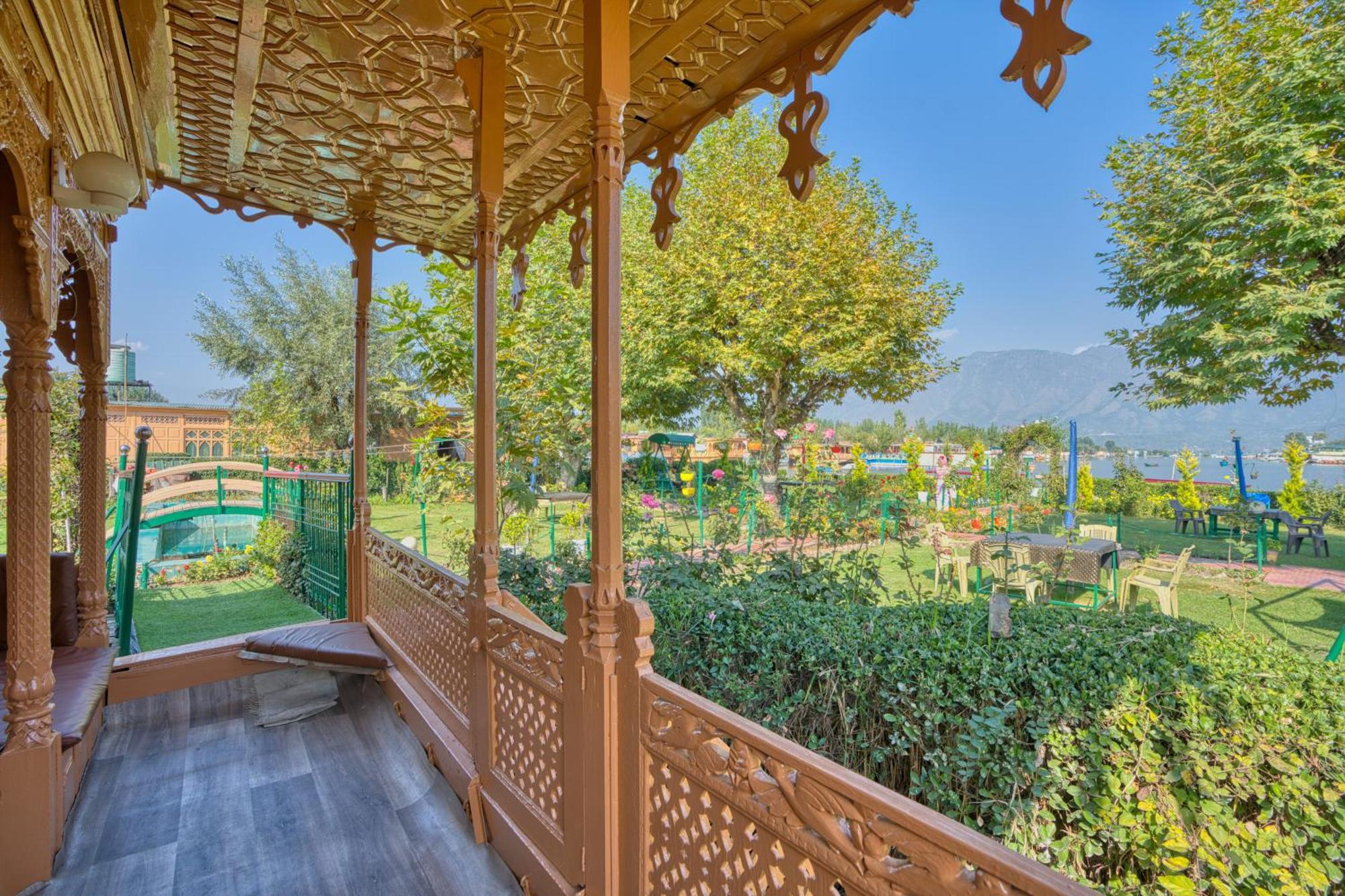 Best View Group Of Houseboats Srinagar  Exterior photo