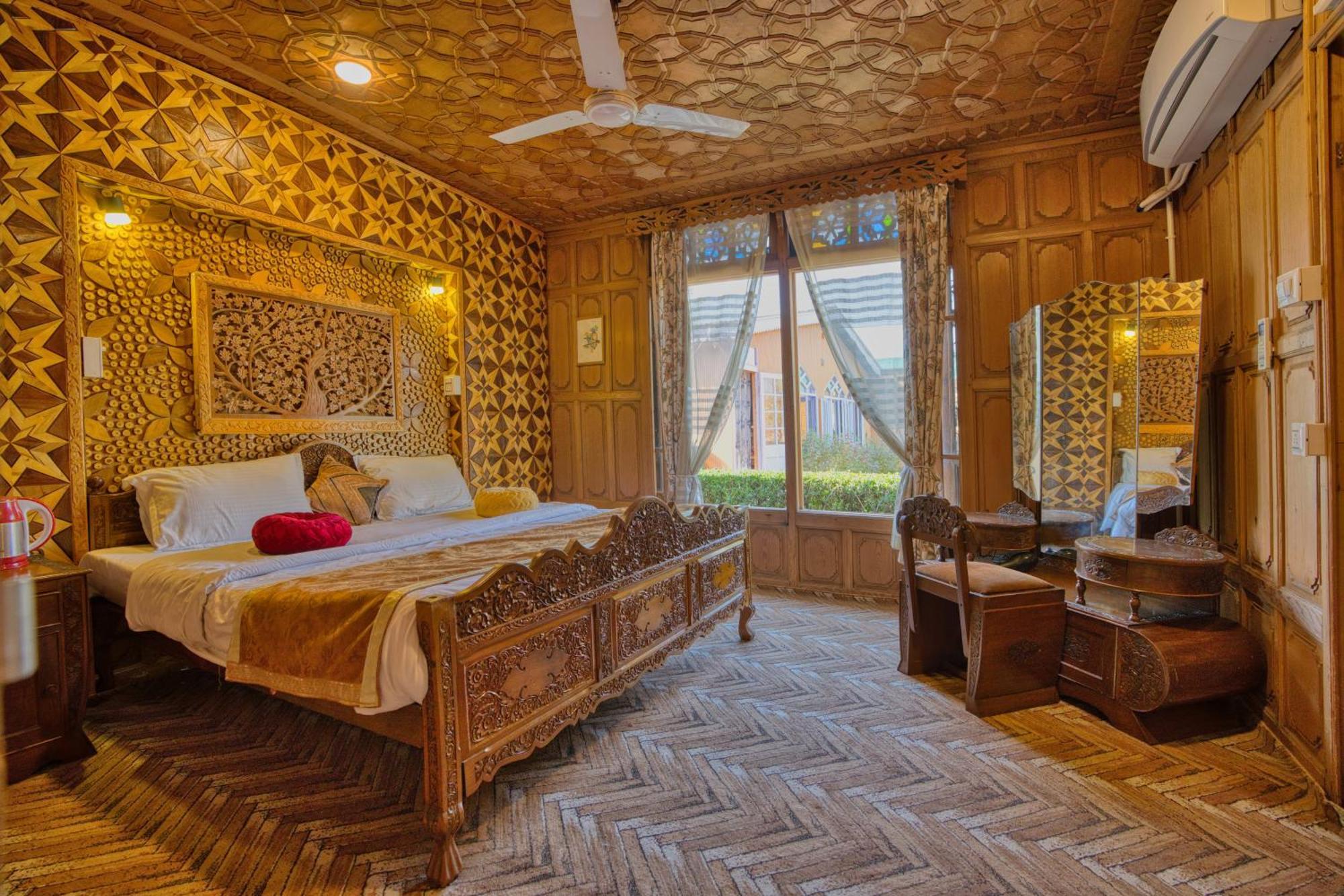 Best View Group Of Houseboats Srinagar  Exterior photo