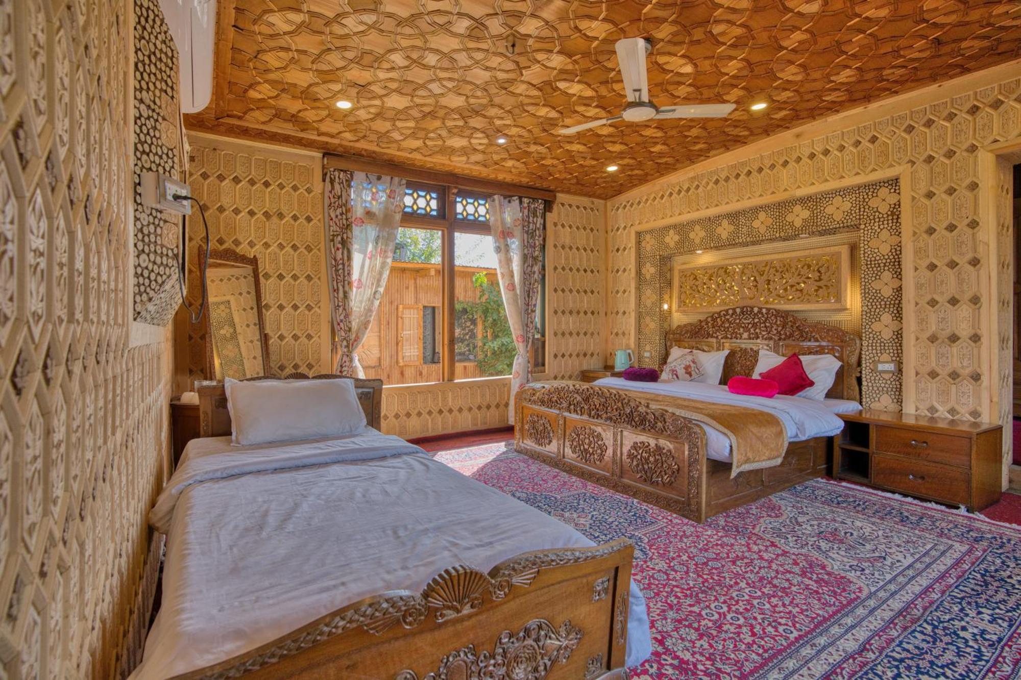Best View Group Of Houseboats Srinagar  Exterior photo