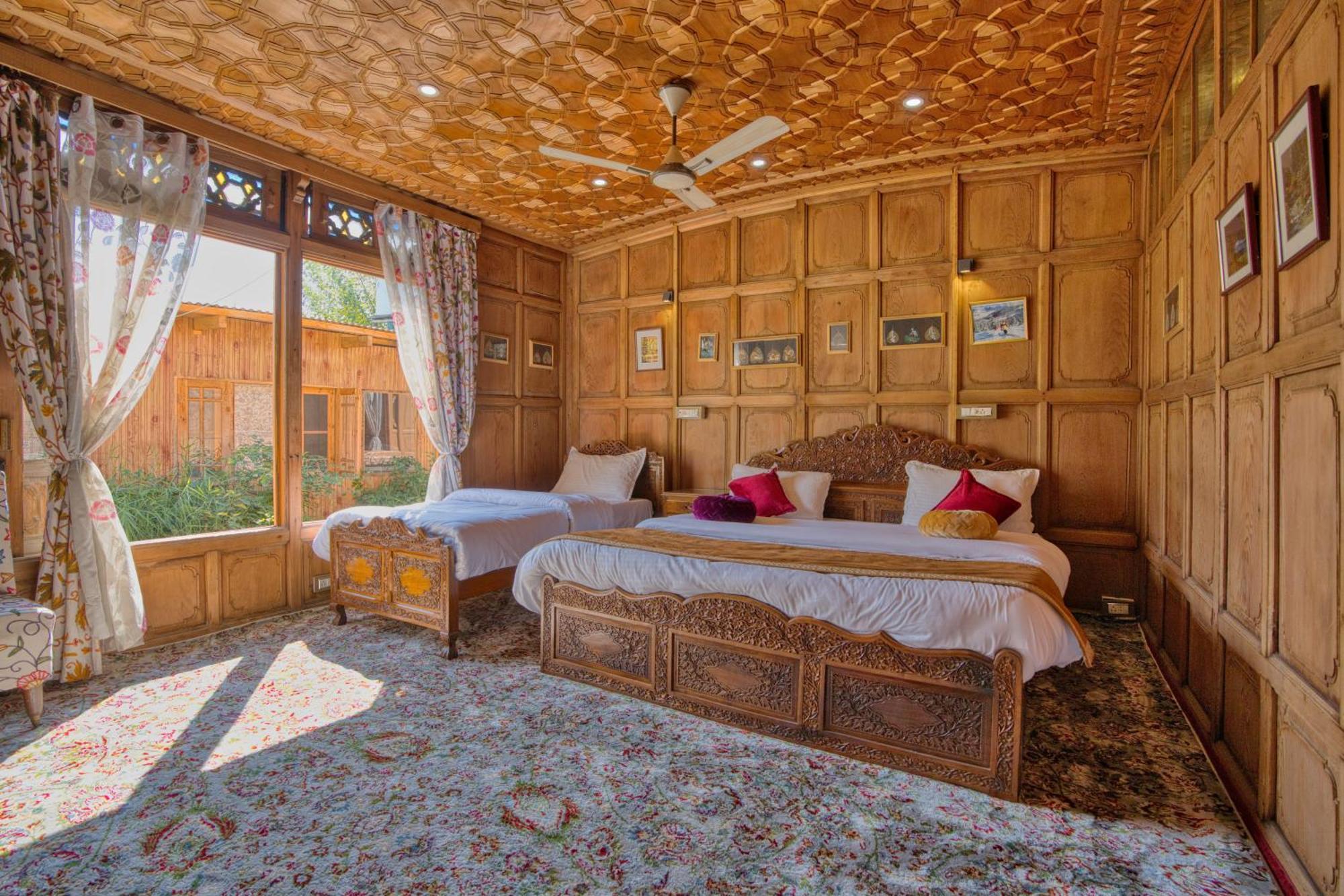 Best View Group Of Houseboats Srinagar  Exterior photo